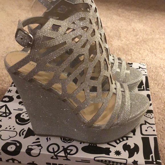 Wedges - Picture 3 of 7